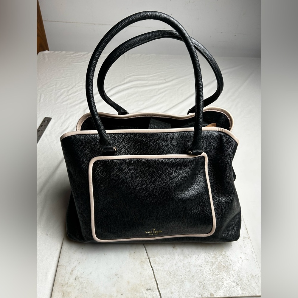 Kate Spade Black Tote “Evangelie Ward Place” - Picture 9 of 15
